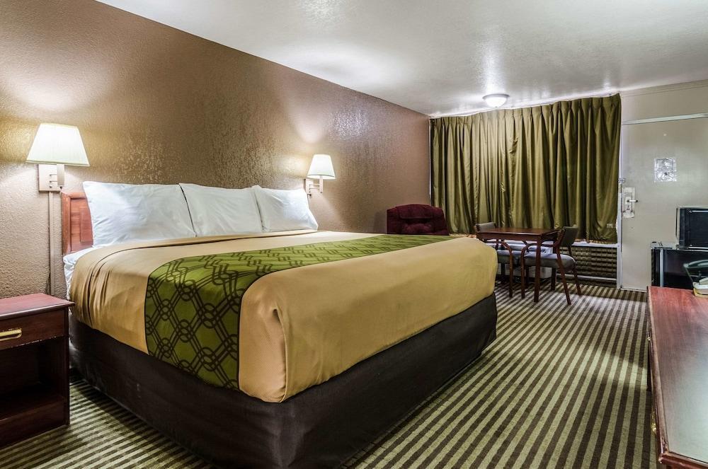 Econo Lodge Winfield Luaran gambar