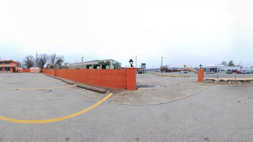 Econo Lodge Winfield Luaran gambar